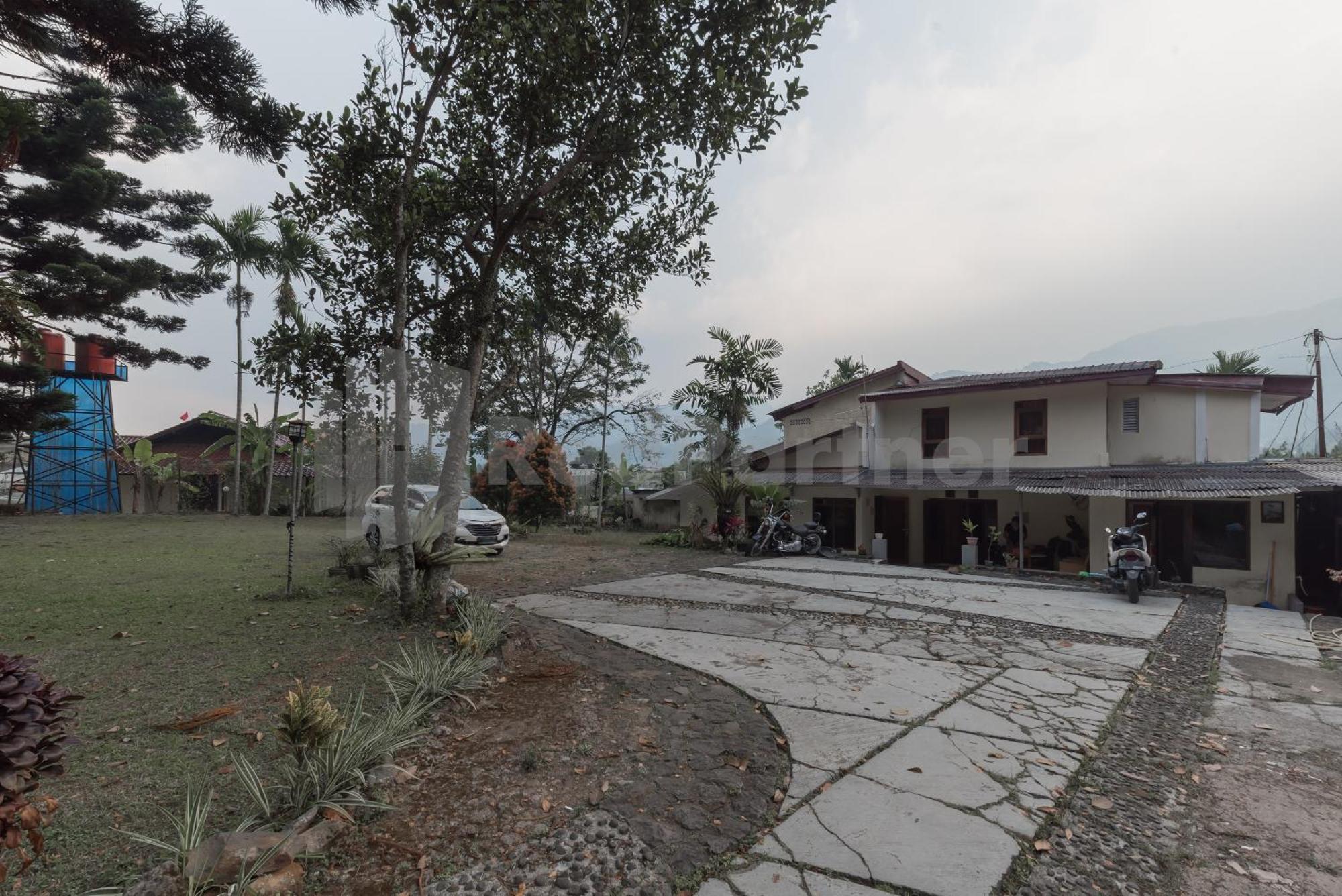 Bens Homestay Mitra Reddoorz Μπογκόρ Εξωτερικό φωτογραφία